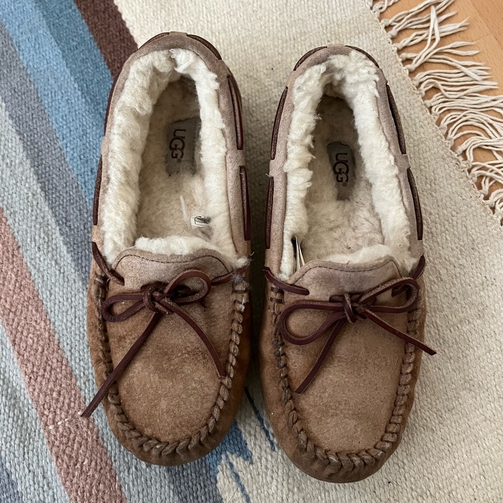 Ugg moccasin Dakota